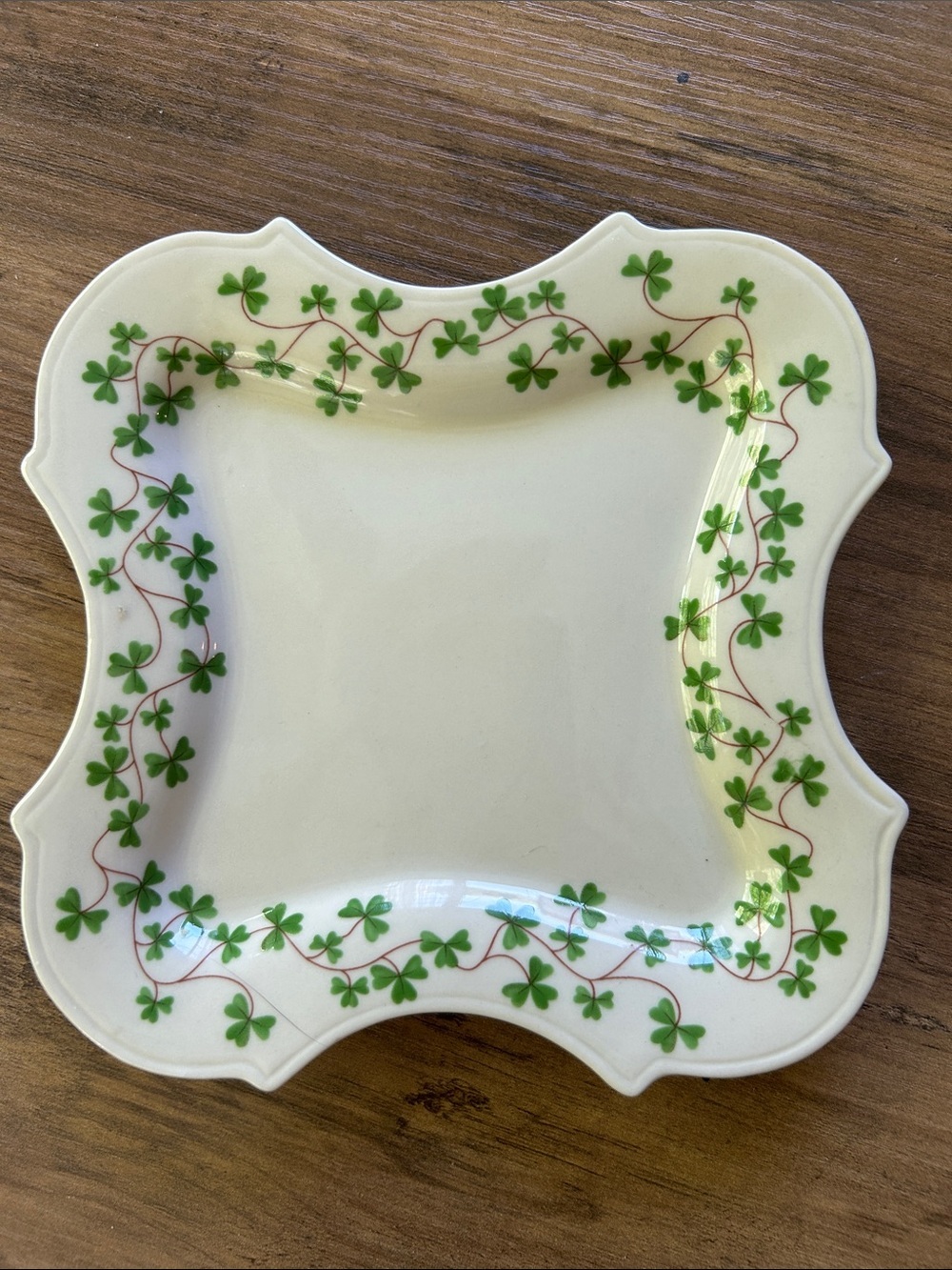 Shannon Dish with Green Shamrock Vine 6” x 6”